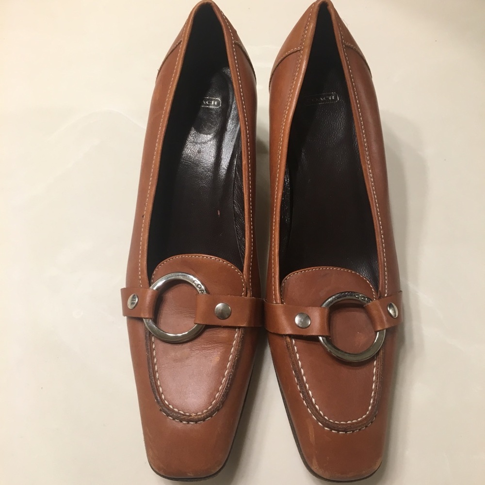 COACH Shelly Saddle Brown Leather Loafer Pump 8.5B